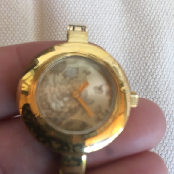 Gucci watch - Picture 7 of 10